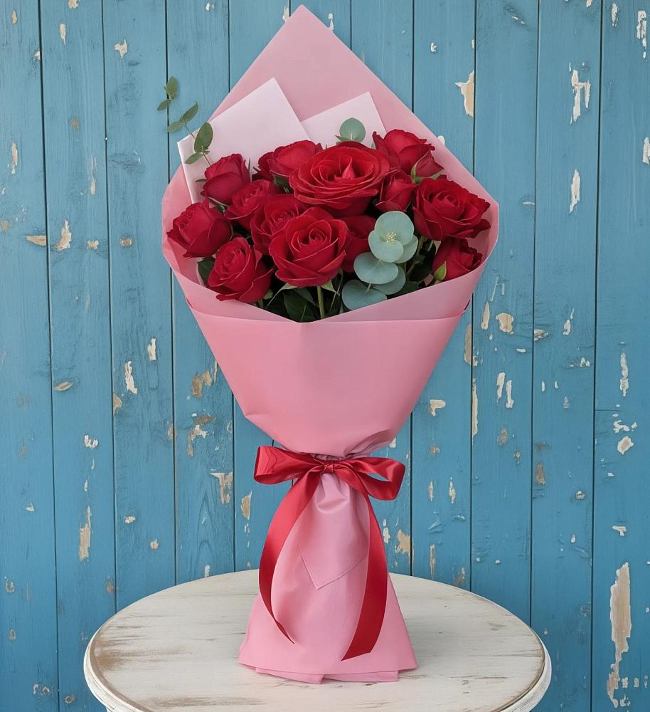 Букет цветов из: Розы во Всеволодо-Вильве