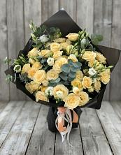 Букет цветов из:  Розы и Лизиантусы во Всеволодо-Вильве