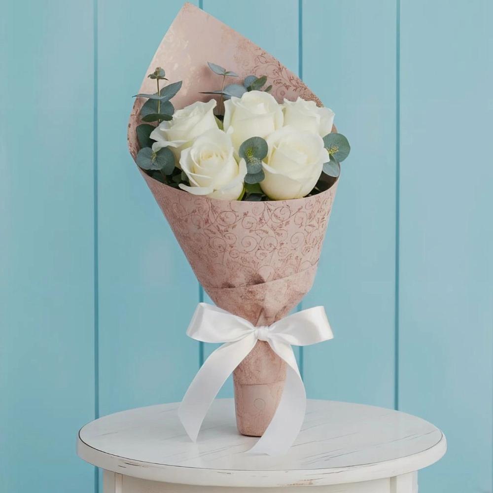 Букет цветов из: Розы во Всеволодо-Вильве