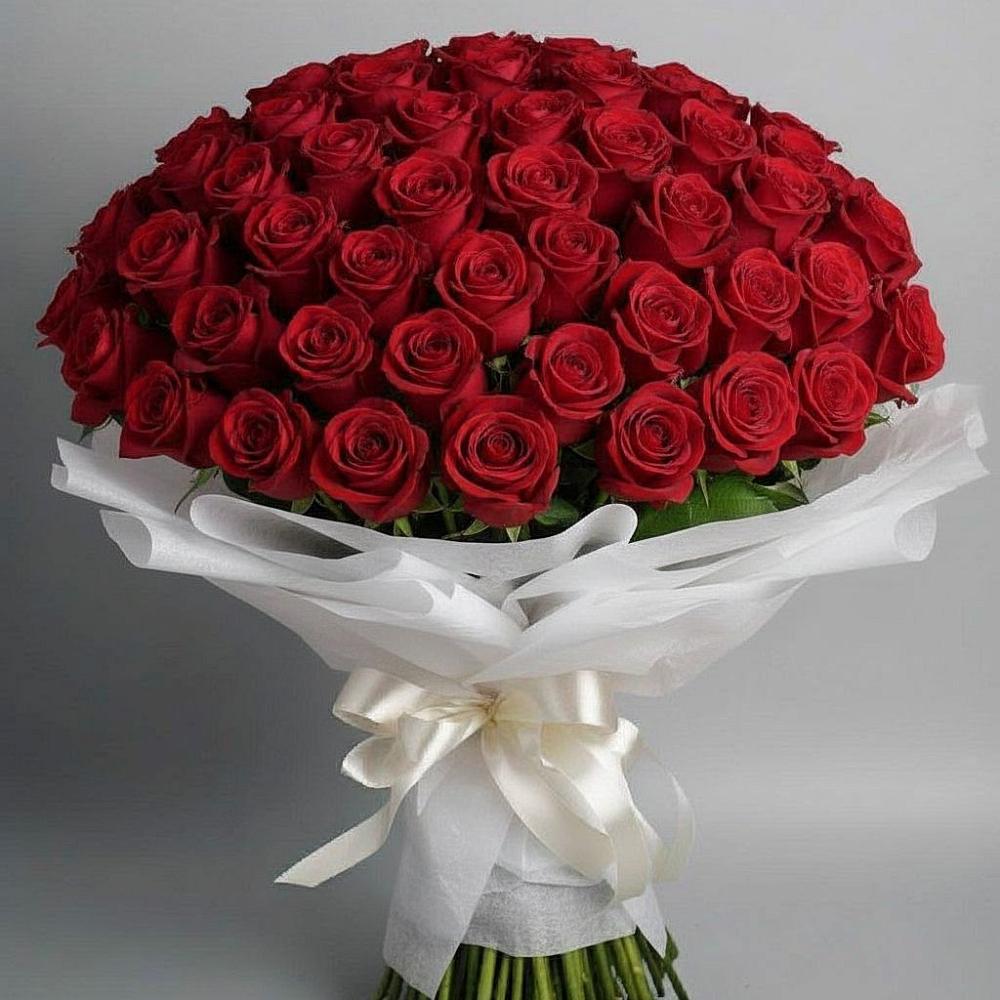 Букет 101 Красная роза Блэк Мэджик во Всеволодо-Вильве