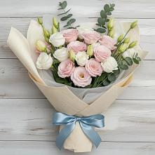 Букет цветов из:  Лизиантусы во Всеволодо-Вильве