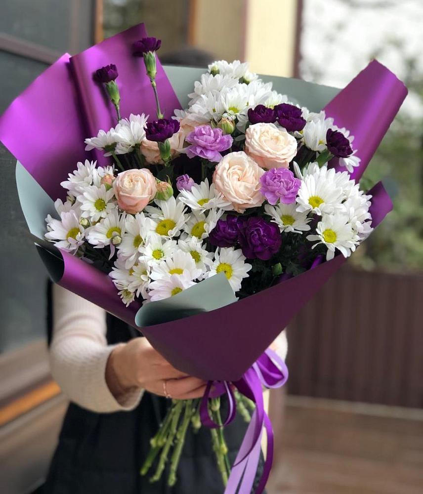 Букет цветов из: Хризантемы, Гвоздики и Розы во Всеволодо-Вильве