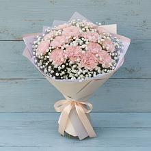 Букет цветов из:  Гвоздики во Всеволодо-Вильве