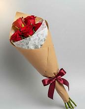 Букет цветов из:  Розы во Всеволодо-Вильве