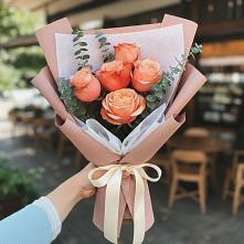 Букет цветов из:  Розы во Всеволодо-Вильве
