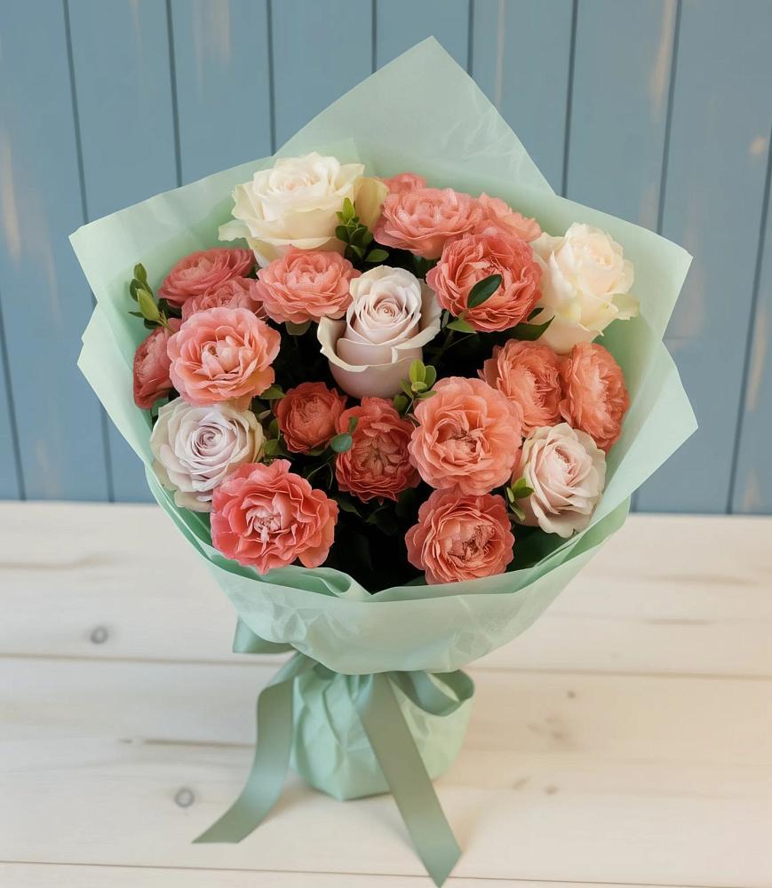 Букет цветов из: Розы во Всеволодо-Вильве