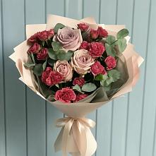 Букет цветов из:  Гвоздики и Розы во Всеволодо-Вильве