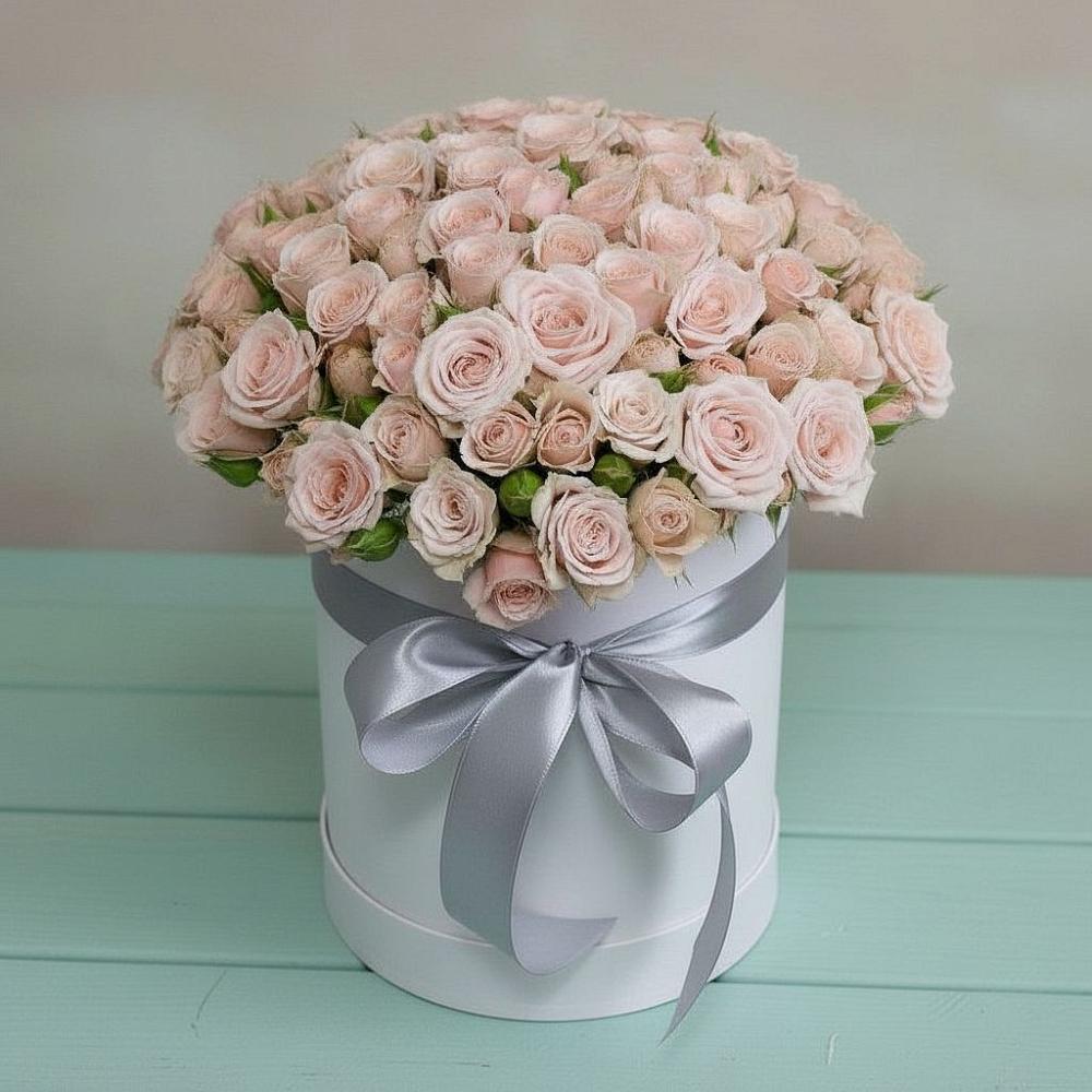 Цветочная композиция из Розы в шляпной коробке во Всеволодо-Вильве